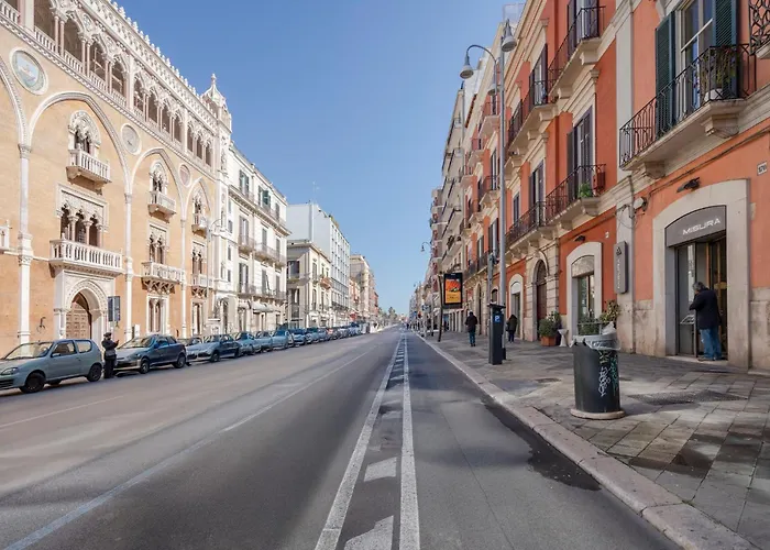 Guesthost - Vaulted In The Heart Of *